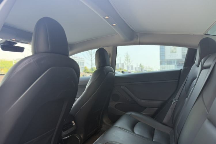 Used Tesla Model 3 2022 Performance High-Performance All-Wheel-Drive Version Interior 3