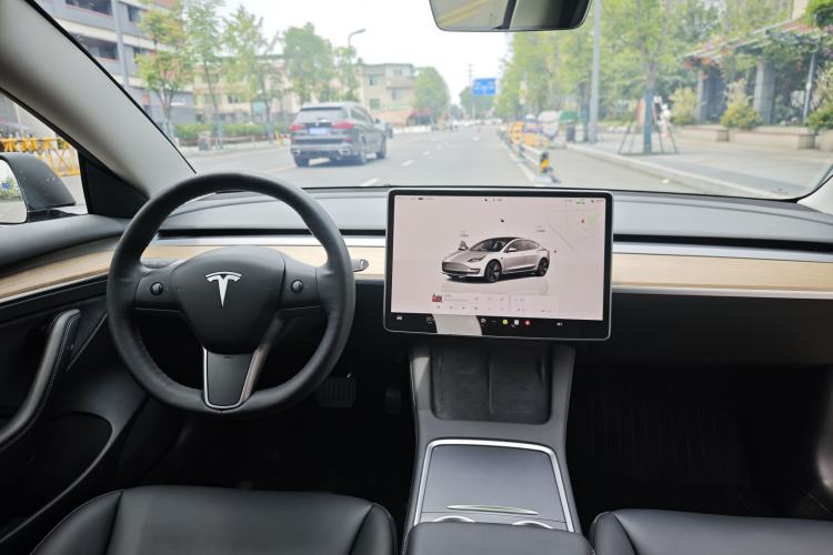 Used Tesla Model 3 2022 Rear-Wheel-Drive Version Interior 6