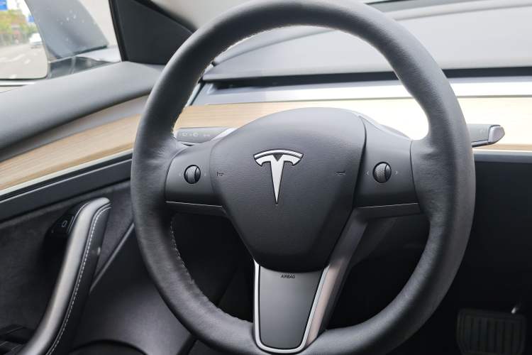 Used Tesla Model 3 2022 Rear-Wheel-Drive Version Interior 7
