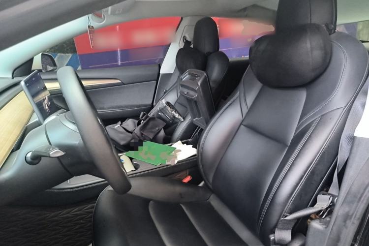 Used Tesla Model 3 2022 Rear-Wheel-Drive Version Left Front Seat