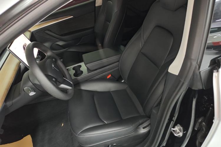 Used Tesla Model 3 2022 Rear-Wheel-Drive Version Left Front Seat