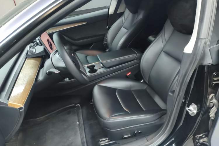 Used Tesla Model 3 2022 Performance High-Performance All-Wheel-Drive Version Left Front Seat