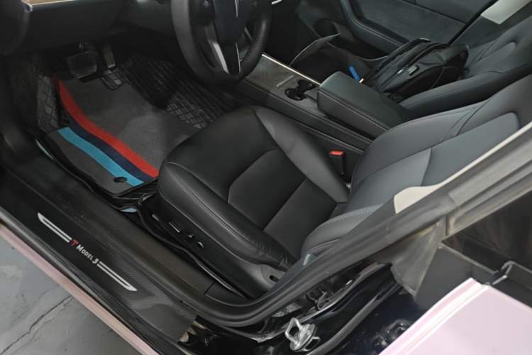 Used Tesla Model 3 2022 Rear-Wheel-Drive Version Left Front Seat