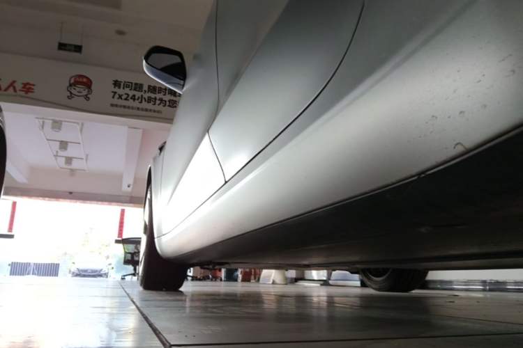 Used Tesla Model 3 2022 Rear-Wheel-Drive Version Left Side Sill