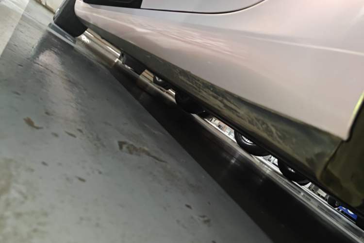 Used Tesla Model 3 2022 Rear-Wheel-Drive Version Left Side Sill