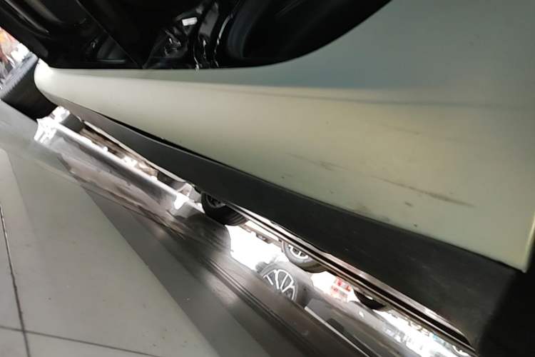 Used Tesla Model 3 2022 Rear-Wheel-Drive Version Left Side Sill