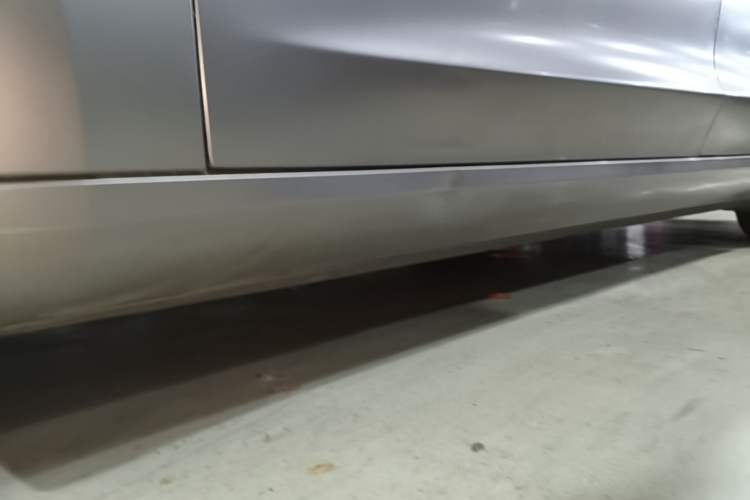 Used Tesla Model 3 2022 Rear-Wheel-Drive Version Left Side Sill
