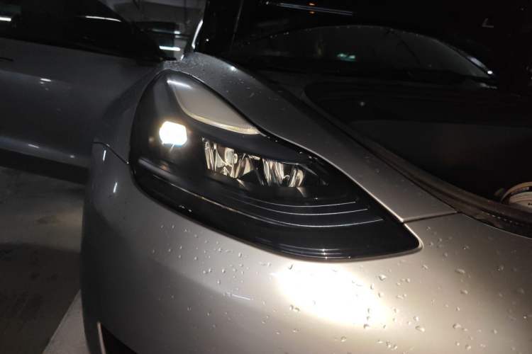 Used Tesla Model 3 2022 Rear-Wheel-Drive Version Right Front Headlight