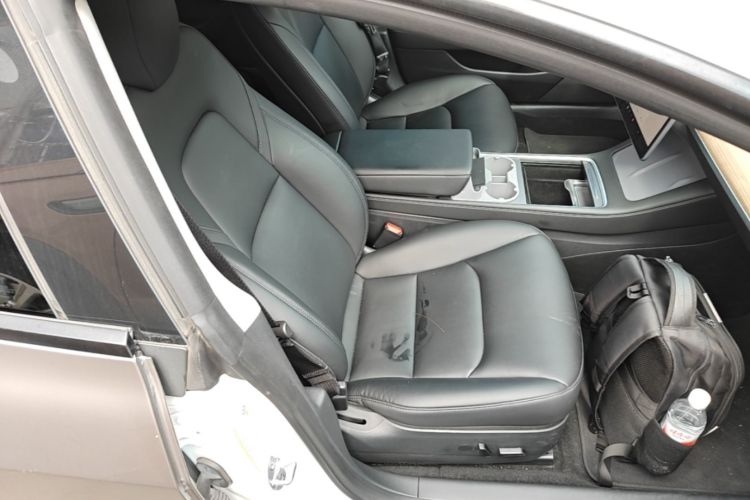 Used Tesla Model 3 2022 Rear-Wheel-Drive Version Right Front Seat