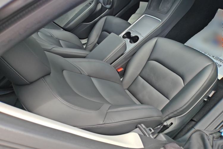 Used Tesla Model 3 2022 Rear-Wheel-Drive Version Right Front Seat