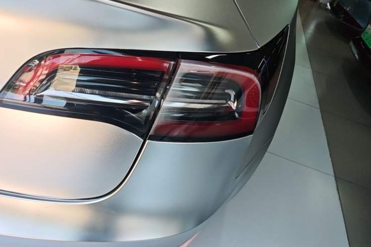 Used Tesla Model 3 2022 Rear-Wheel-Drive Version Right Rear Taillight