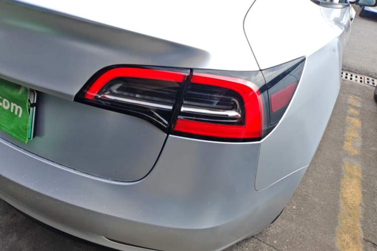 Used Tesla Model 3 2022 Rear-Wheel-Drive Version Right Rear Taillight