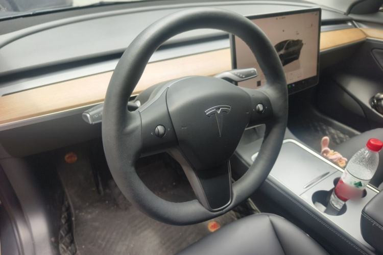 Used Tesla Model 3 2022 Performance High-Performance All-Wheel-Drive Version Steering Wheel