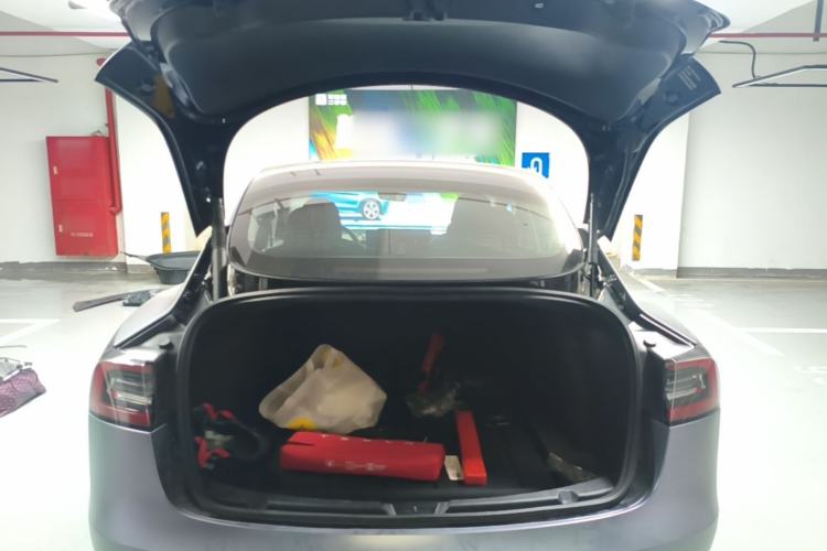 Used Tesla Model 3 2022 Performance High-Performance All-Wheel-Drive Version Trunk