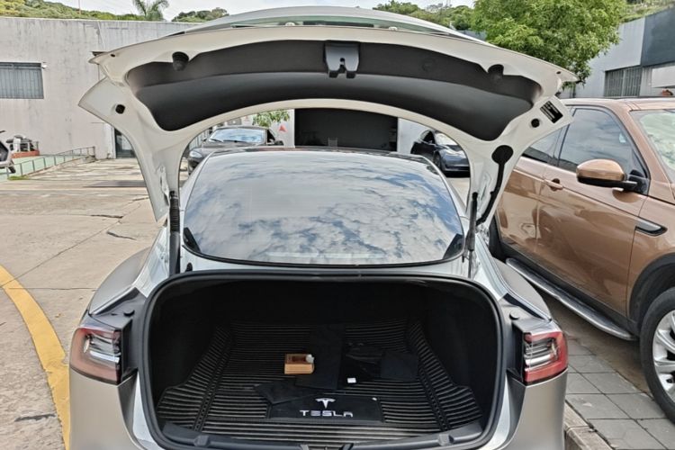 Used Tesla Model 3 2022 Rear-Wheel-Drive Version Trunk