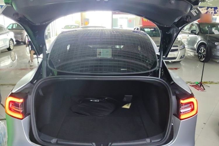 Used Tesla Model 3 2022 Rear-Wheel-Drive Version Trunk