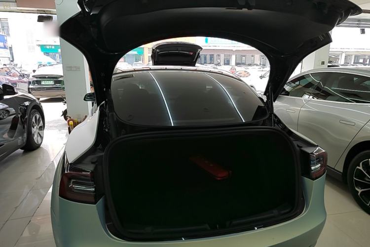 Used Tesla Model 3 2022 Rear-Wheel-Drive Version Trunk