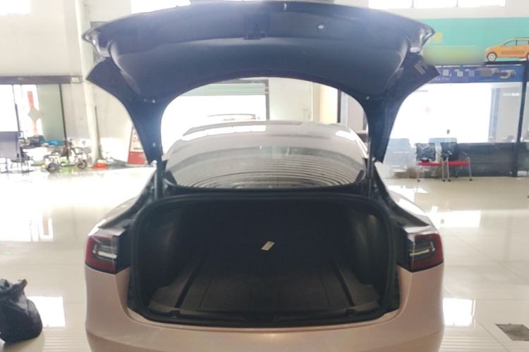 Used Tesla Model 3 2022 Rear-Wheel-Drive Version Trunk