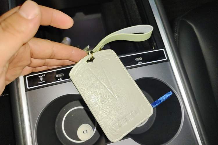 Used Tesla Model 3 2022 Rear-Wheel-Drive Version Vehicle Key
