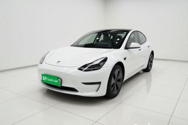 Tesla Model 3 2022 Rear-Wheel-Drive Version مستعملة