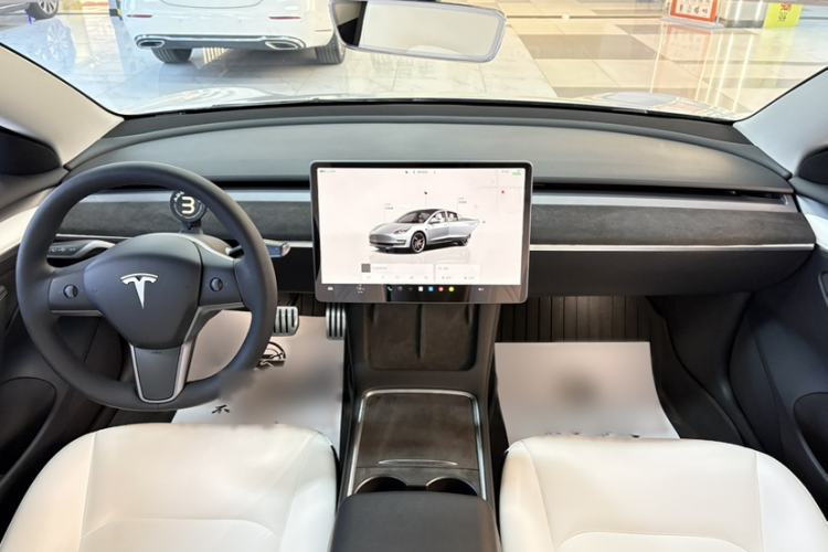 Used Tesla Model 3 2022 Performance High-Performance All-Wheel-Drive Version Audio And AC Panel