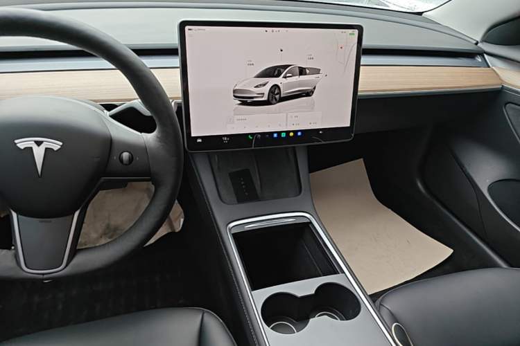 Used Tesla Model 3 2022 Rear-Wheel-Drive Version Audio And AC Panel