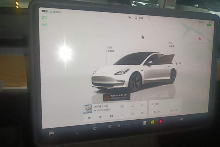 Used Tesla Model 3 2022 Rear-Wheel-Drive Version Audio And AC Panel