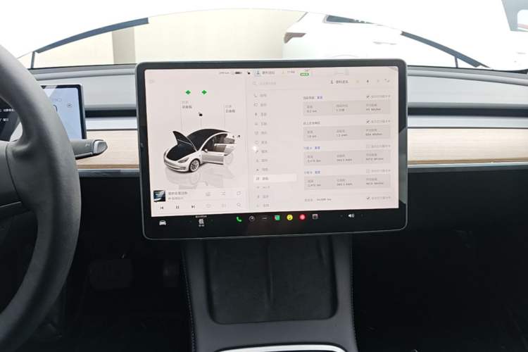 Used Tesla Model 3 2022 Rear-Wheel-Drive Version Audio And AC Panel