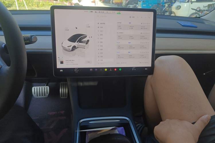 Used Tesla Model 3 2022 Performance High-Performance All-Wheel-Drive Version Audio And AC Panel
