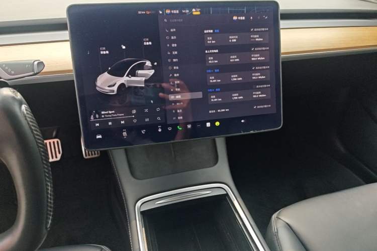 Used Tesla Model 3 2022 Rear-Wheel-Drive Version Audio And AC Panel