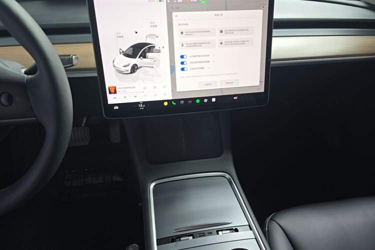 Used Tesla Model 3 2022 Rear-Wheel-Drive Version Audio And AC Panel