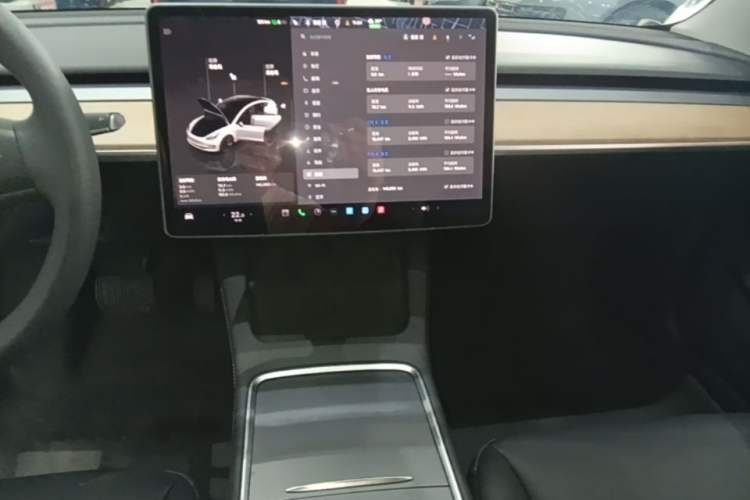 Used Tesla Model 3 2022 Rear-Wheel-Drive Version Audio And AC Panel