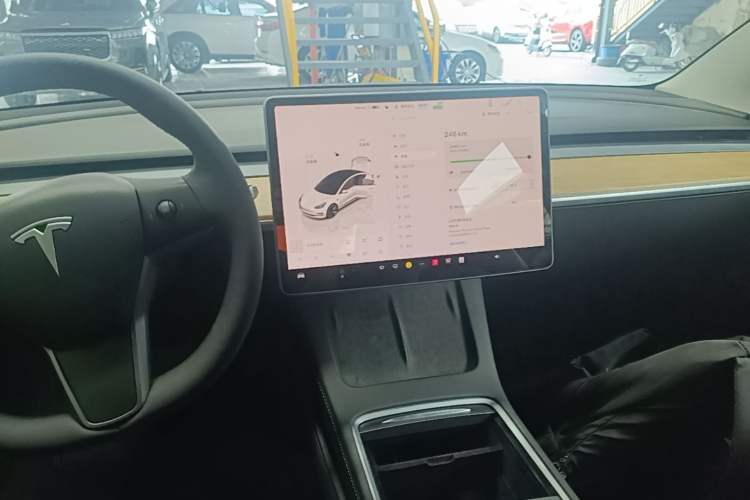 Used Tesla Model 3 2022 Rear-Wheel-Drive Version Audio And AC Panel