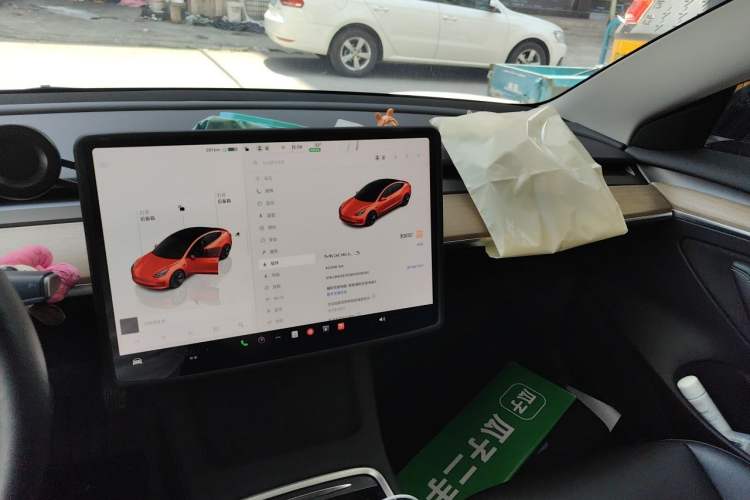 Used Tesla Model 3 2022 Rear-Wheel-Drive Version Audio And AC Panel
