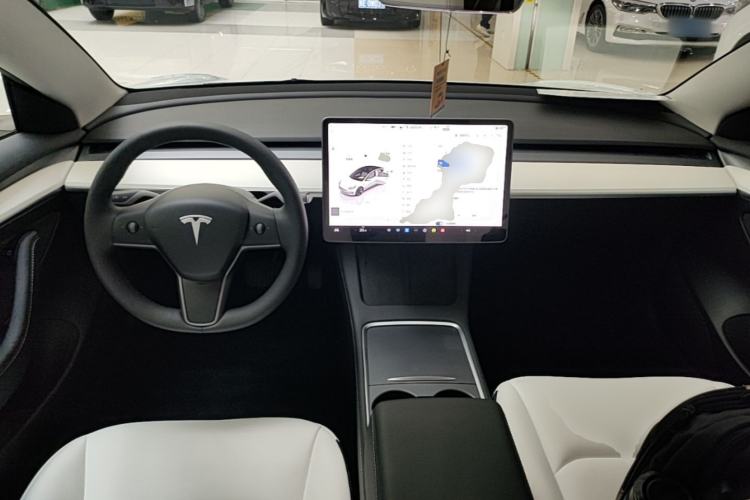 Used Tesla Model 3 2022 Rear-Wheel-Drive Version Center Console