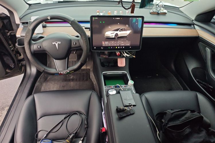 Used Tesla Model 3 2022 Rear-Wheel-Drive Version Center Console