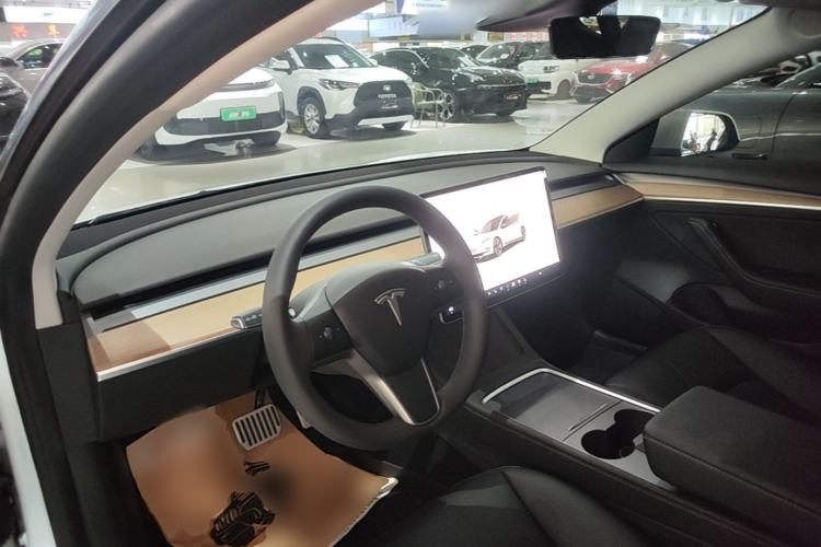 Used Tesla Model 3 2022 Rear-Wheel-Drive Version Center Console
