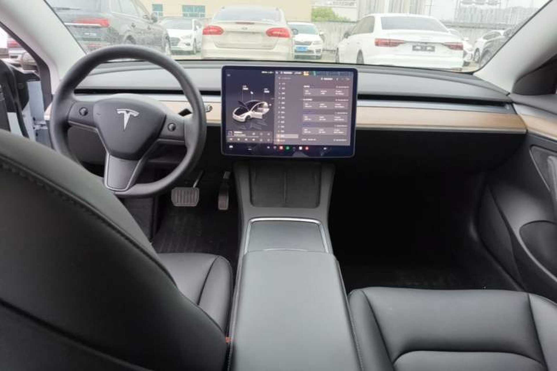 Used Tesla Model 3 2022 Rear-Wheel-Drive Version Center Console