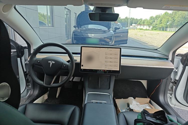 Used Tesla Model 3 2022 Rear-Wheel-Drive Version Center Console