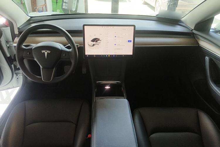 Used Tesla Model 3 2022 Rear-Wheel-Drive Version Center Console
