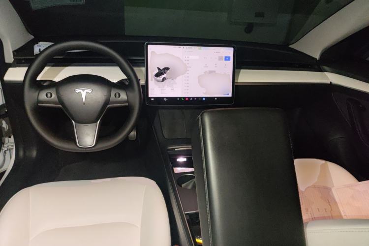 Used Tesla Model 3 2022 Rear-Wheel-Drive Version Center Console