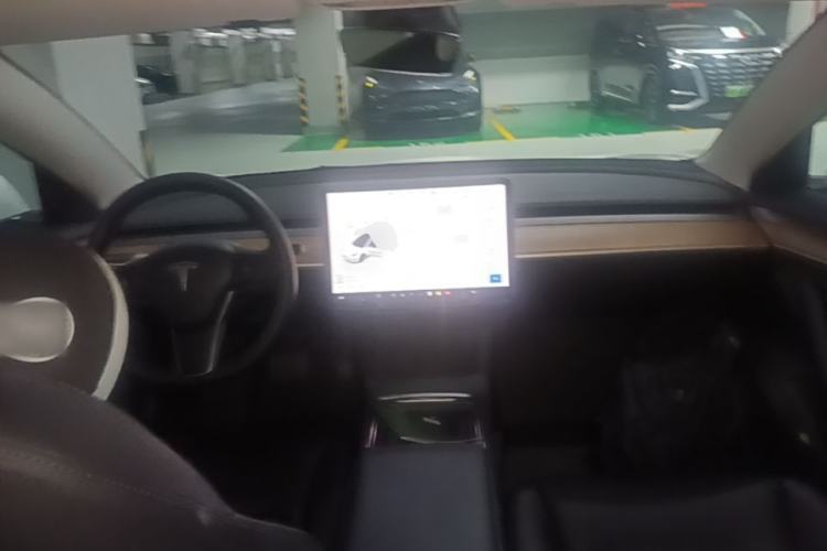 Used Tesla Model 3 2022 Rear-Wheel-Drive Version Center Console