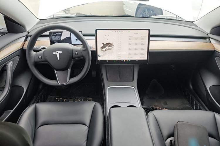 Used Tesla Model 3 2022 Rear-Wheel-Drive Version Center Console