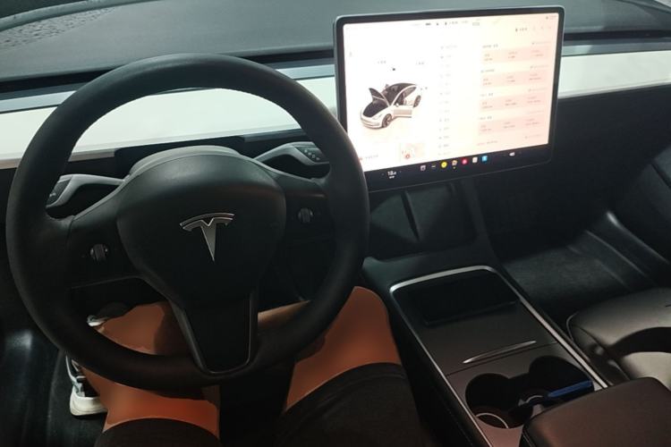 Used Tesla Model 3 2022 Rear-Wheel-Drive Version Center Console