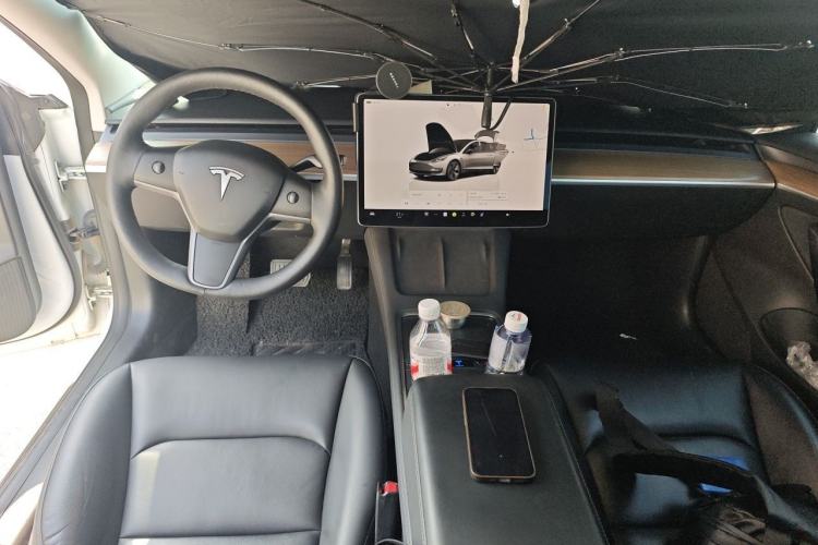 Used Tesla Model 3 2022 Rear-Wheel-Drive Version Center Console