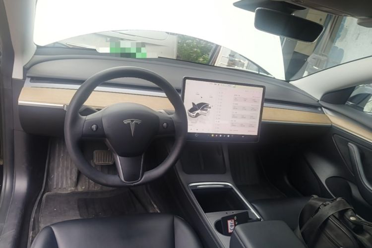 Used Tesla Model 3 2022 Rear-Wheel-Drive Version Center Console