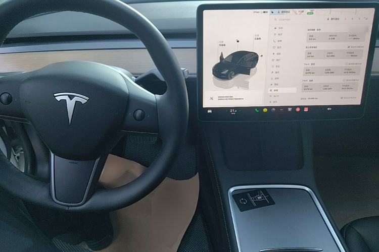 Used Tesla Model 3 2022 Rear-Wheel-Drive Version Center Console