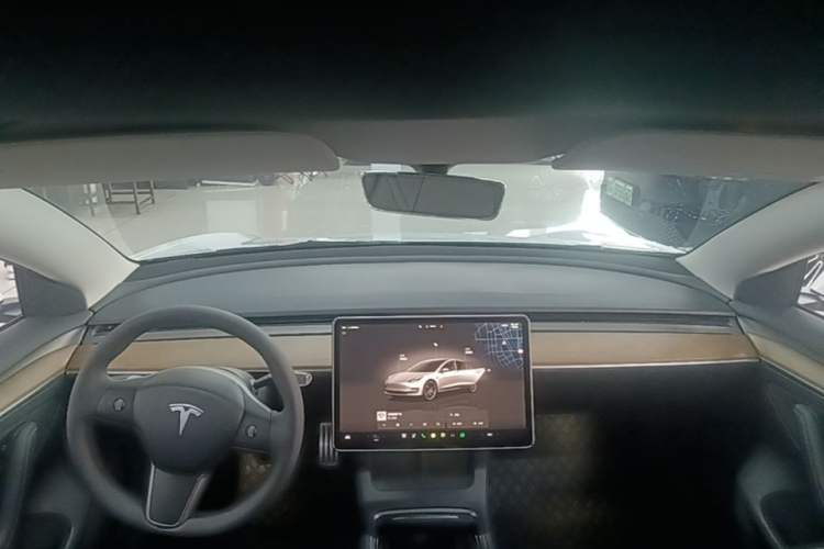 Used Tesla Model 3 2022 Performance High-Performance All-Wheel-Drive Version Center Console