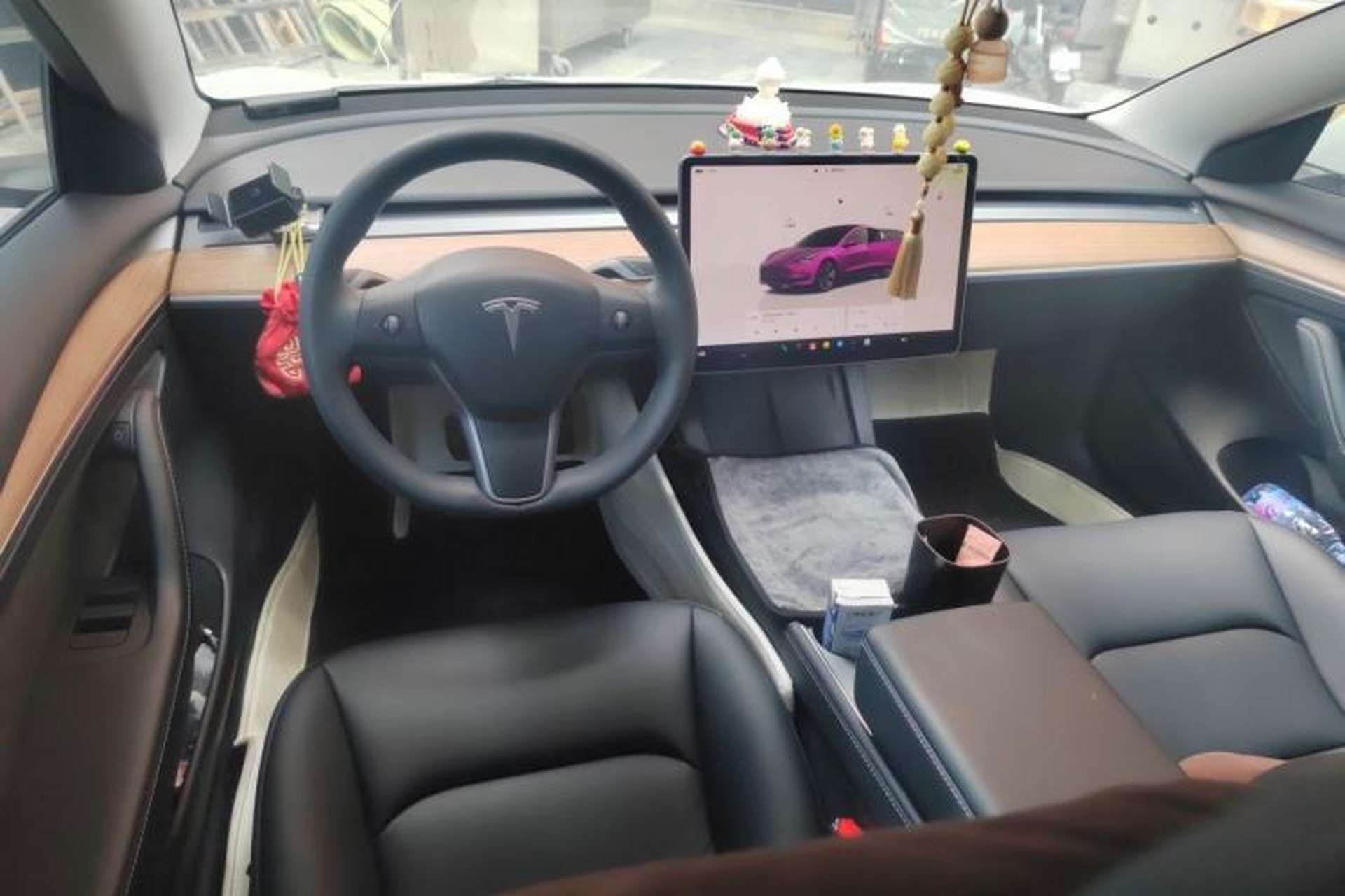 Used Tesla Model 3 2022 Rear-Wheel-Drive Version Center Console