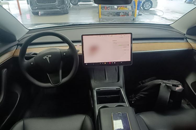 Used Tesla Model 3 2022 Rear-Wheel-Drive Version Center Console
